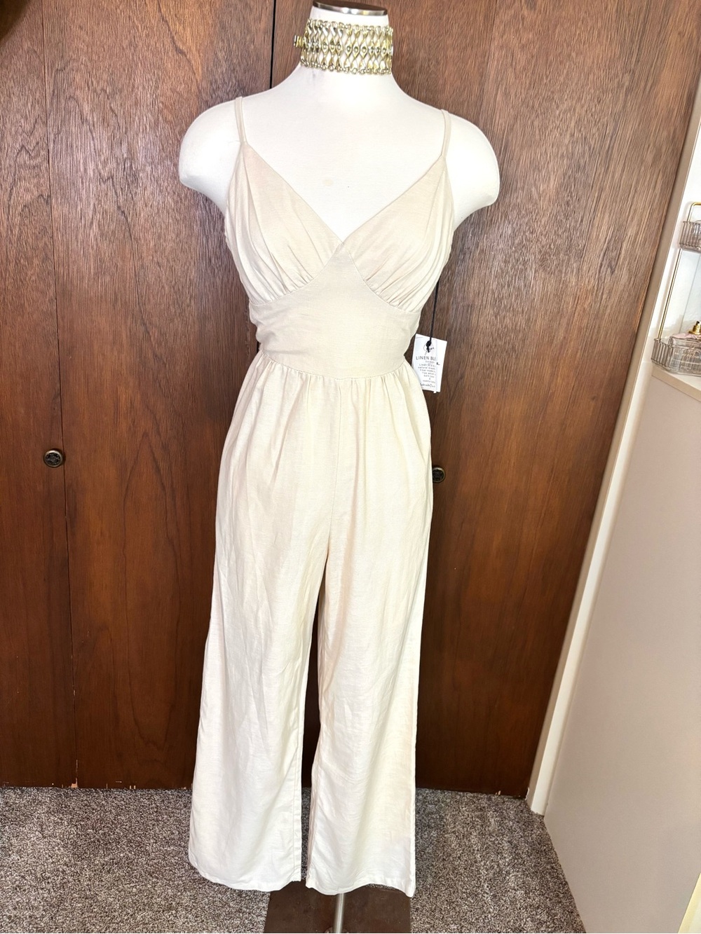 NWT Linen Blend Wide Leg Jumpsuit- Open Back Bow Detail Jumpsuit w/ Pockets